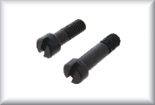 Schraube zur Motorschildbefestigung, 1x kurz, 1x lang (Werksnorm), 2,7 mm, Preis pro paar.